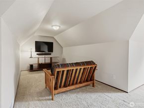 15405 204th Avenue SE, Renton WA 98059