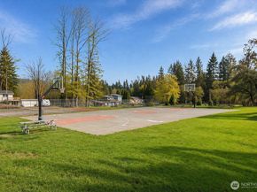 15405 204th Avenue SE, Renton WA 98059
