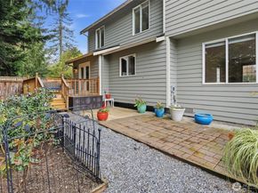 15405 204th Avenue SE, Renton WA 98059