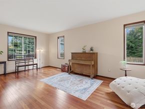 15405 204th Avenue SE, Renton WA 98059