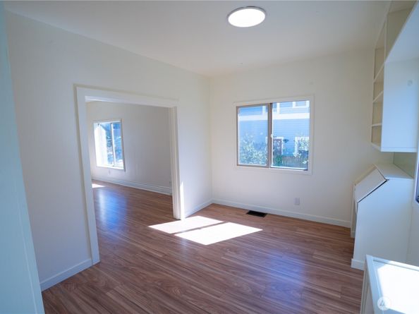 1707 22nd Avenue S, Seattle WA 98118