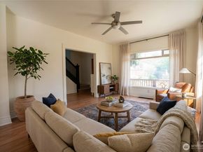1707 22nd Avenue S, Seattle WA 98118