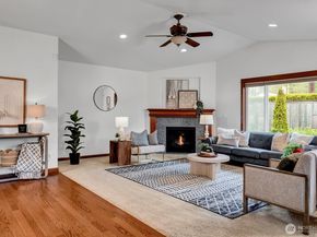15611 42nd Drive SE, Bothell WA 98012