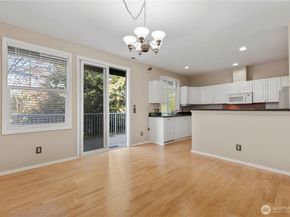 23321 60th Place S 71, Kent WA 98032