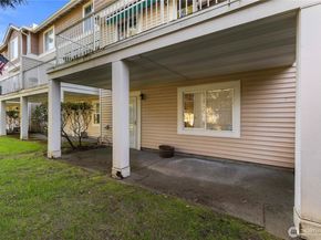 23321 60th Place S 71, Kent WA 98032