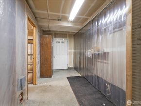 23321 60th Place S 71, Kent WA 98032