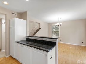 23321 60th Place S 71, Kent WA 98032