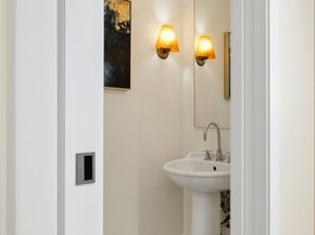 129 3rd Avenue 604, Kirkland WA 98033