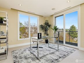 129 3rd Avenue 604, Kirkland WA 98033