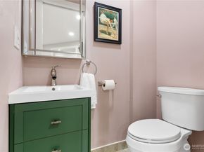 Undisclosed Address #2503566, Mukilteo WA 98275