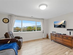 Undisclosed Address #2503566, Mukilteo WA 98275