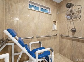 Undisclosed Address #2503566, Mukilteo WA 98275