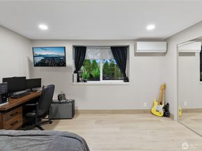 Undisclosed Address #2503566, Mukilteo WA 98275
