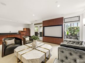 9632 Lake Washington Blvd NE, Bellevue WA 98004