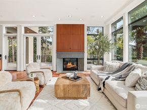 9632 Lake Washington Blvd NE, Bellevue WA 98004