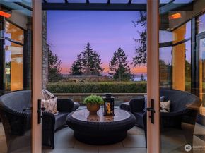 9632 Lake Washington Blvd NE, Bellevue WA 98004