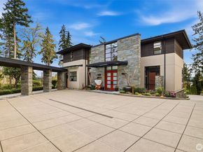 9632 Lake Washington Blvd NE, Bellevue WA 98004