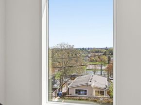 4517 A 35th Avenue S, Seattle WA 98118
