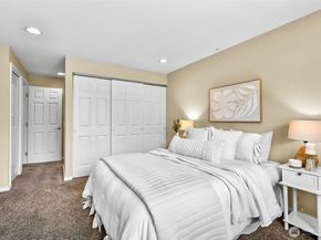 629 Kirkland Way B11, Kirkland WA 98033