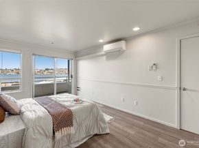 2400 8th Avenue N 1S, Seattle WA 98109