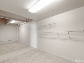 2400 8th Avenue N 1S, Seattle WA 98109