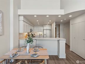 2400 8th Avenue N 1S, Seattle WA 98109