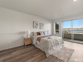 2400 8th Avenue N 1S, Seattle WA 98109