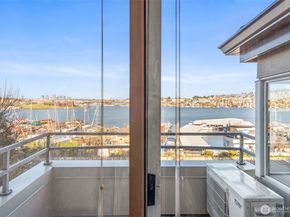 2400 8th Avenue N 1S, Seattle WA 98109