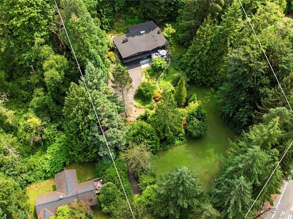 20200 37th Avenue NE, Lake Forest Park WA 98155