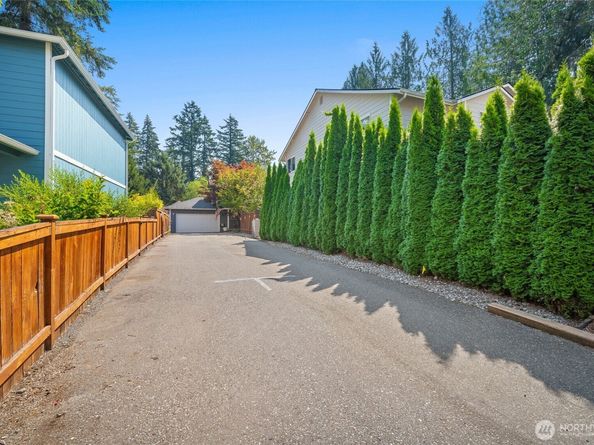 1605 131st Drive NE, Lake Stevens WA 98258