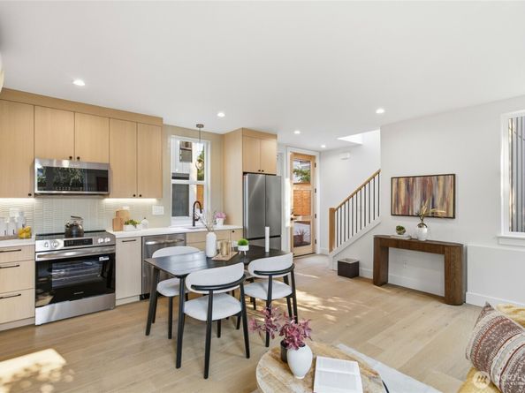 7531 31st Avenue NE, Seattle WA 98115