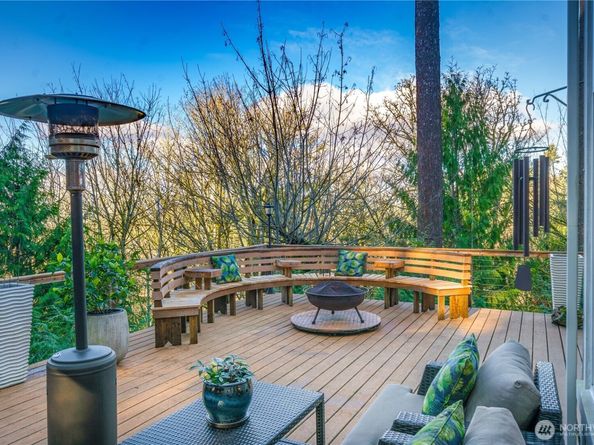 5325 145th Place SE, Bellevue WA 98006