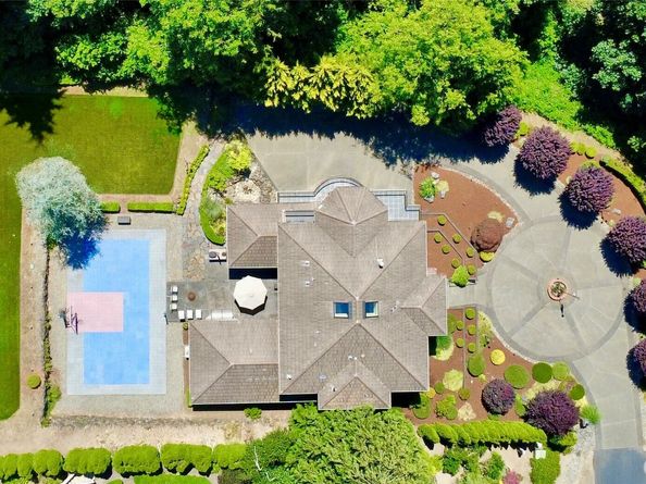 24282 SE 147th Place, Issaquah WA 98027