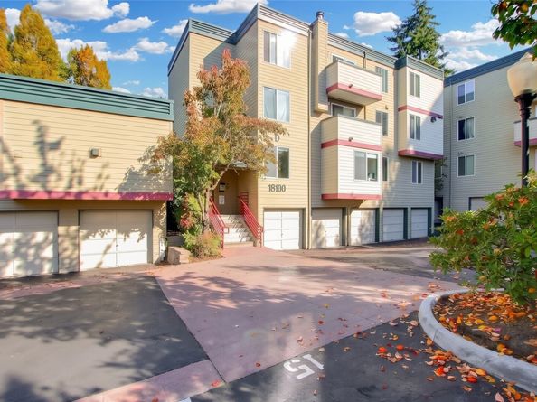 18100 15th Avenue NE D120, Shoreline WA 98155