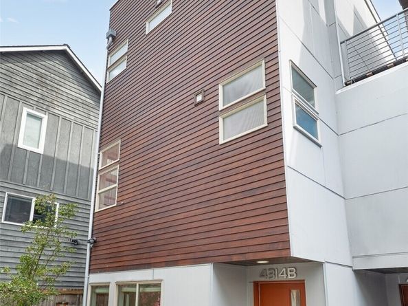 4314 Whitman Avenue N B, Seattle WA 98103