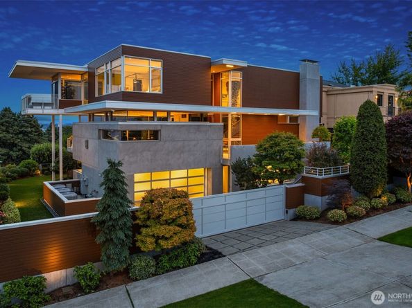1124 Sunset Avenue SW, Seattle WA 98116
