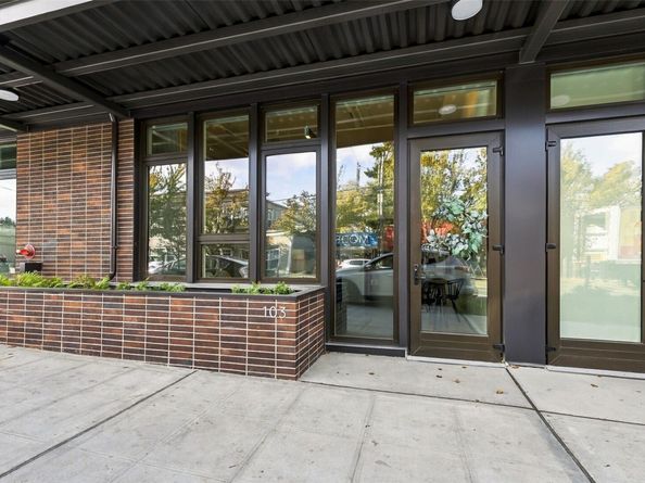 6109 Phinney Avenue N 103, Seattle WA 98103