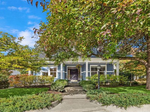 730 Village Circle NW, Bainbridge Island WA 98110