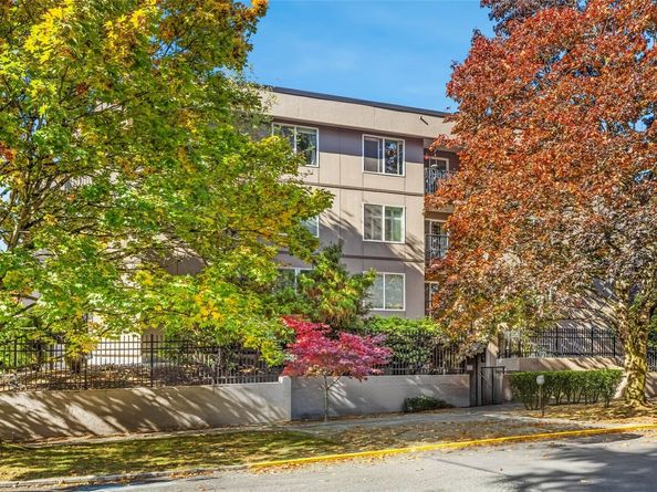 701 17th Avenue 105, Seattle WA 98122