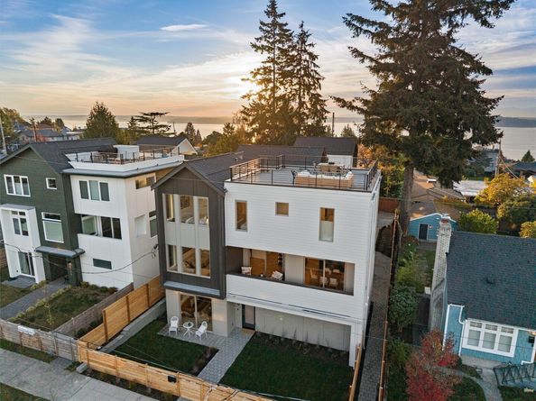 3839 54th Avenue SW, Seattle WA 98116