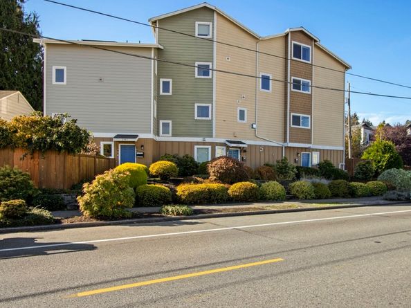 3449 Gilman Avenue W, Seattle WA 98199