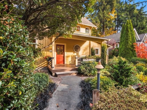 13420 NE 111th Court, Redmond WA 98052