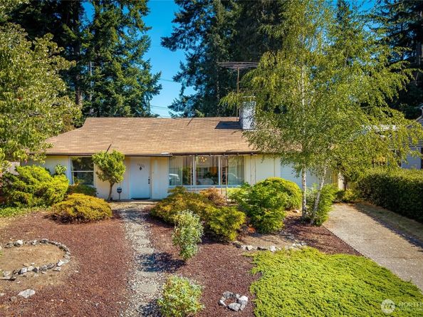15326 Stone Ave N, Shoreline WA 98133