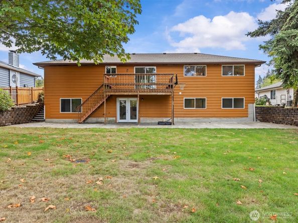 20631 120th Avenue SE, Kent WA 98031