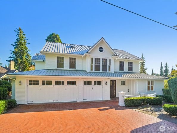 8975 NE 10th Street, Bellevue WA 98004