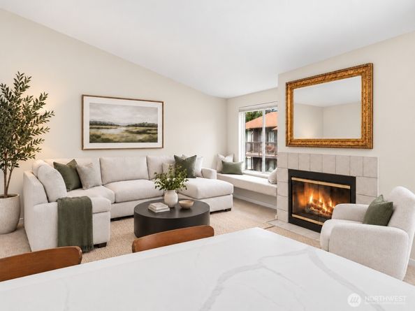 12424 109th Court NE D304, Kirkland WA 98034