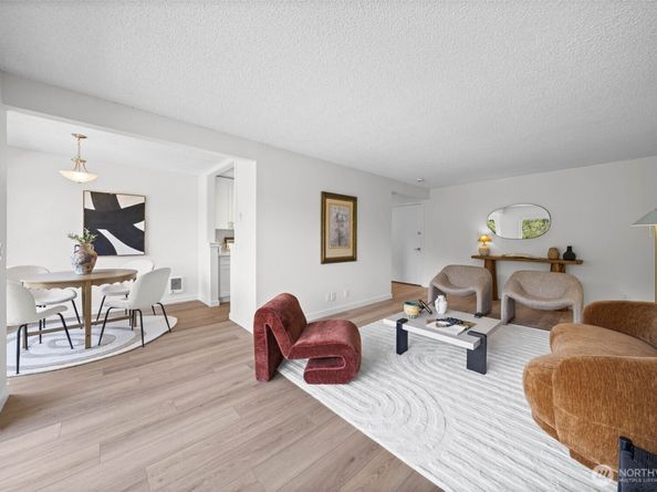12701 NE 9th Place D306, Bellevue WA 98005