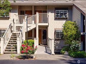 3921 108th Avenue NE 201A, Bellevue WA 98004