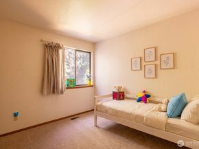 3921 108th Avenue NE 201A, Bellevue WA 98004