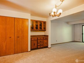 3921 108th Avenue NE 201A, Bellevue WA 98004